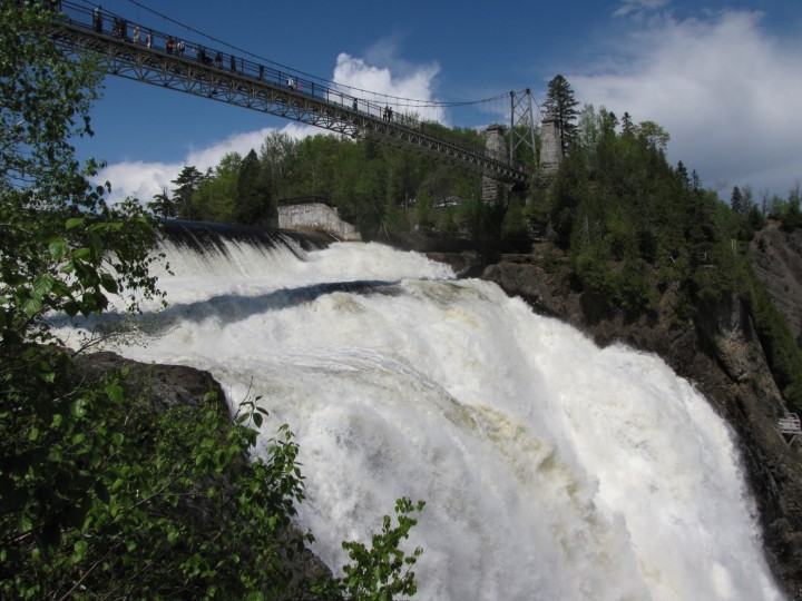 The footbridge that's suspended over the falls is fully accessible to people in wheelchairs. 
