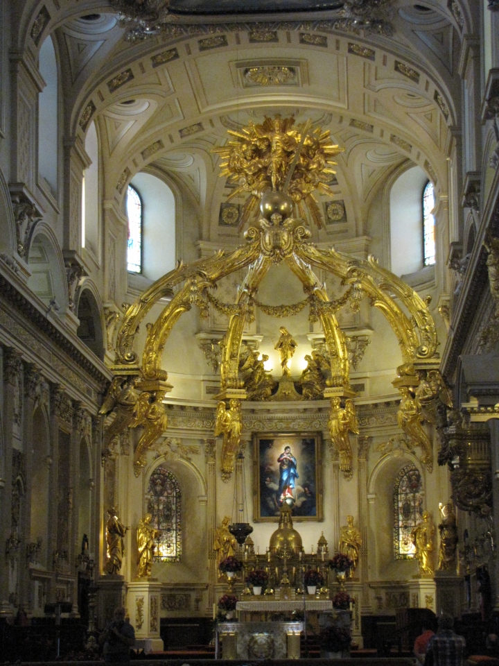 Inside Cathedral-Basilica of Notre-Dame de Québec